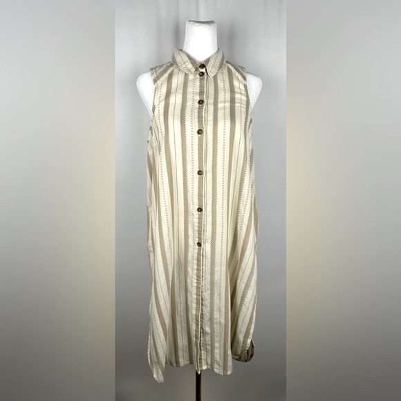 Anthropologie Delphine Textured Tunic - Picture 2 of 7